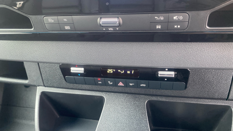 Mercedes-Benz Sprinter 315Cdi L2 Diesel Rwd 3.5t H2 Pro Van 9G-Tronic